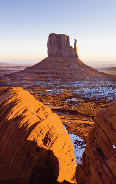 Source 2.2 Monument Valley, Arizona, is in temperate grassland desert