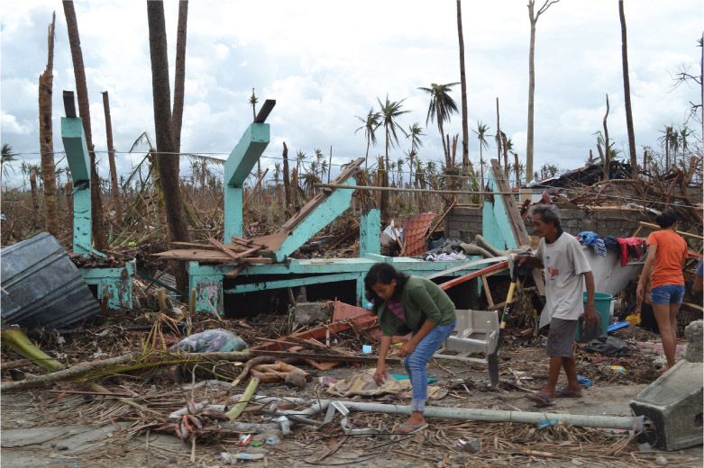 Source 17.25 The Australian government offered the Phillippines aid and support after typhoon ‘Pablo’.